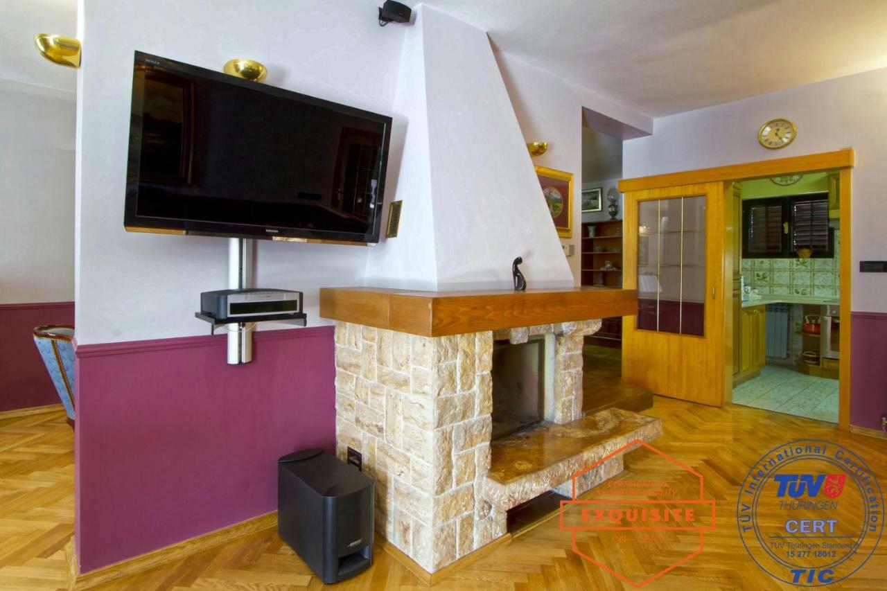 Villa Kovach Krk Town Buitenkant foto